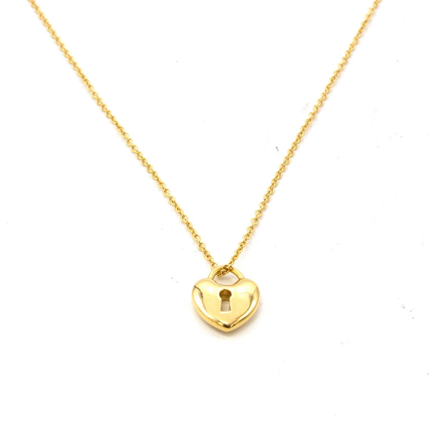 Tiffany & Co Keyhole Heart necklace 18k