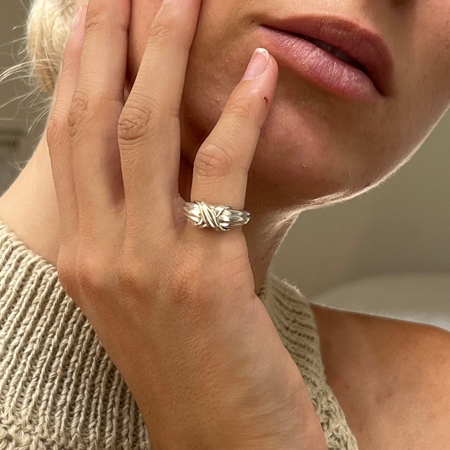 Tiffany & Co Signature ring SIZE 49