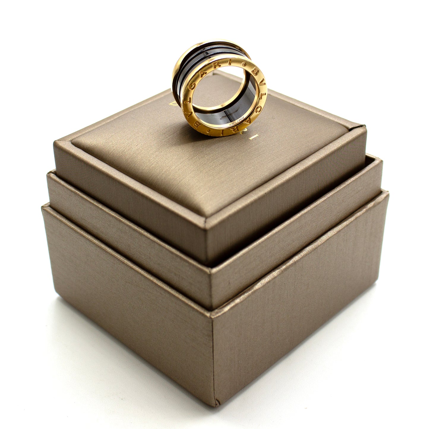 Bulgari B.Zero1 18K ceramic ring
