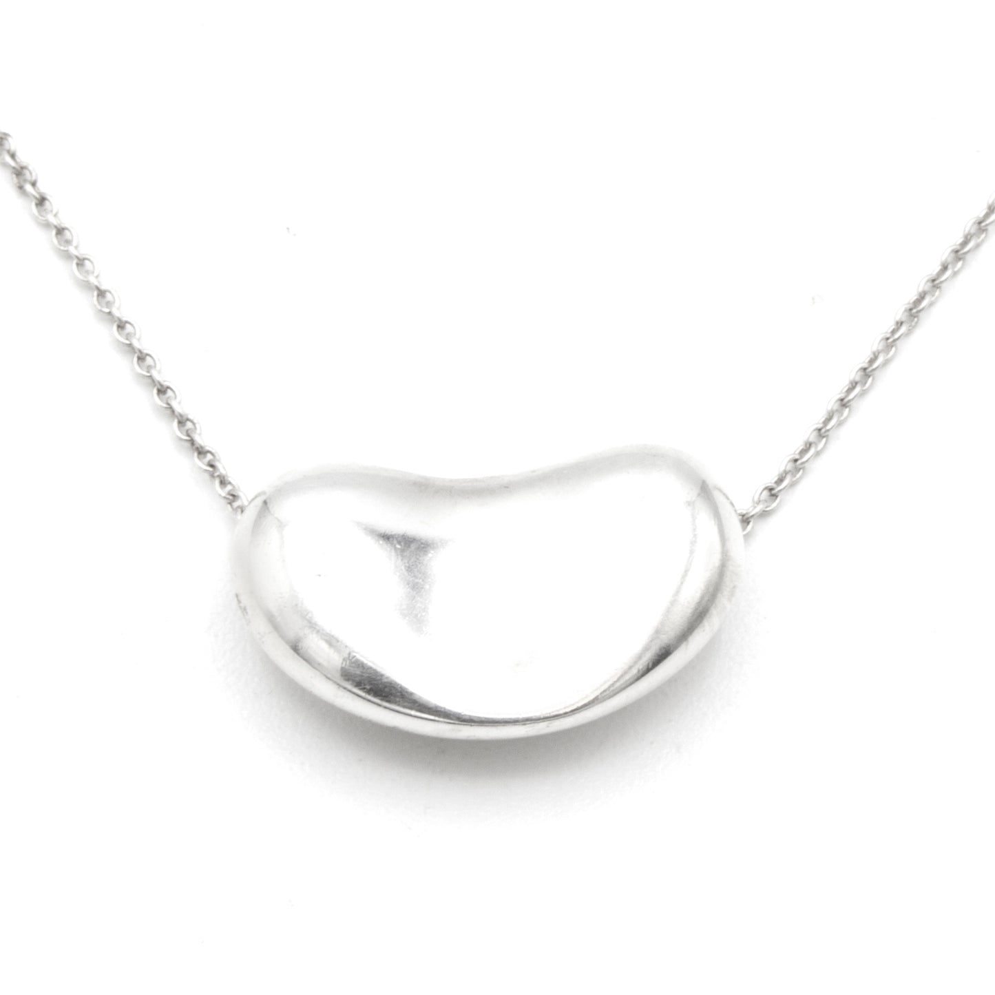 Tiffany & Co Bean 19mm necklace