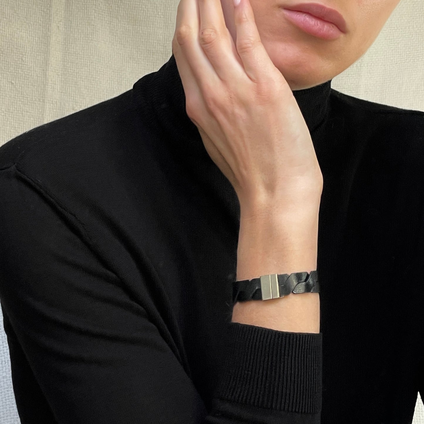 Hermès H black bracelet