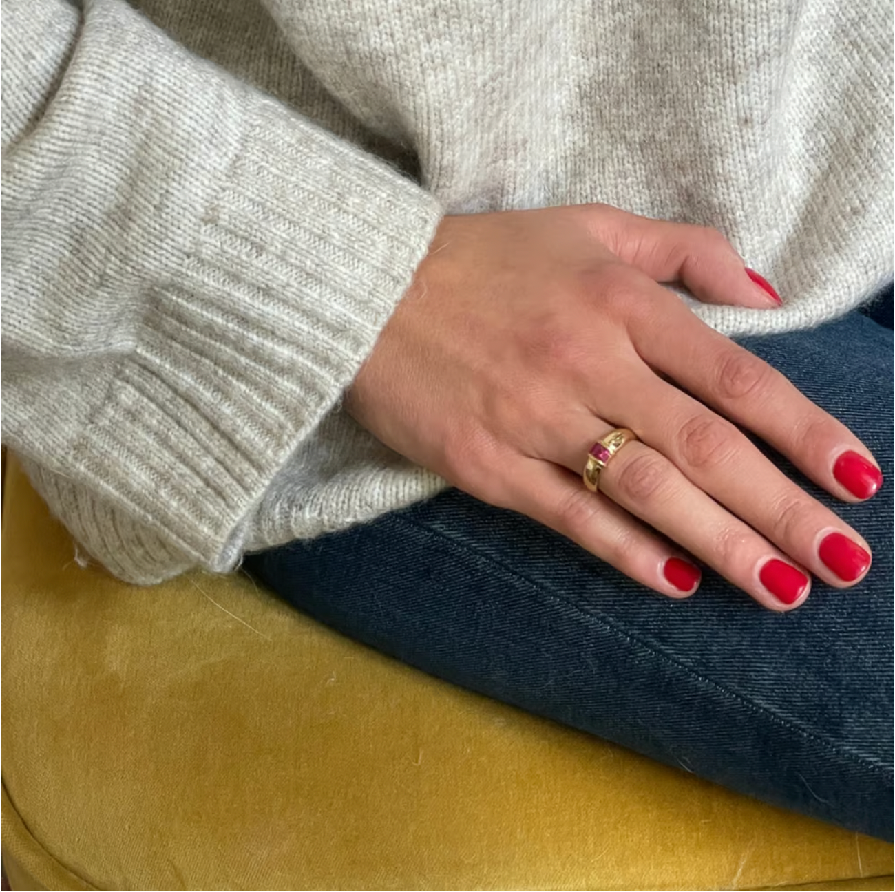 Tiffany & Co Rubis ring SIZE 52,5