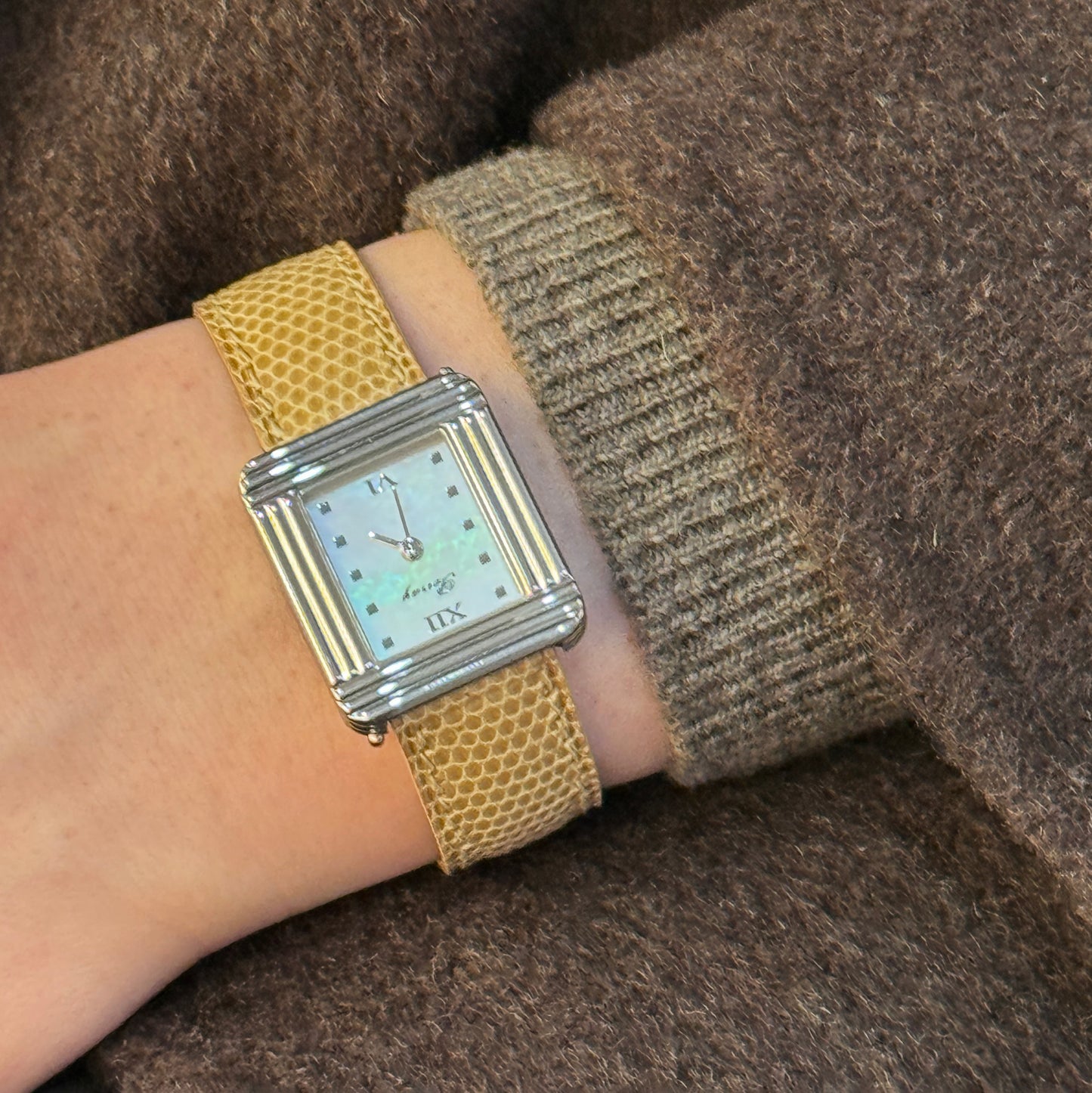 Poiray Ma Première (26x22mm) watch