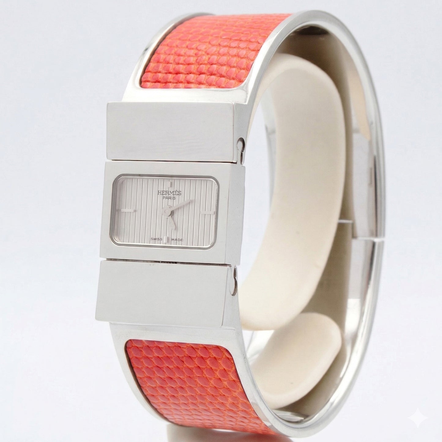 Hermès Loquet LO1.210 watch
