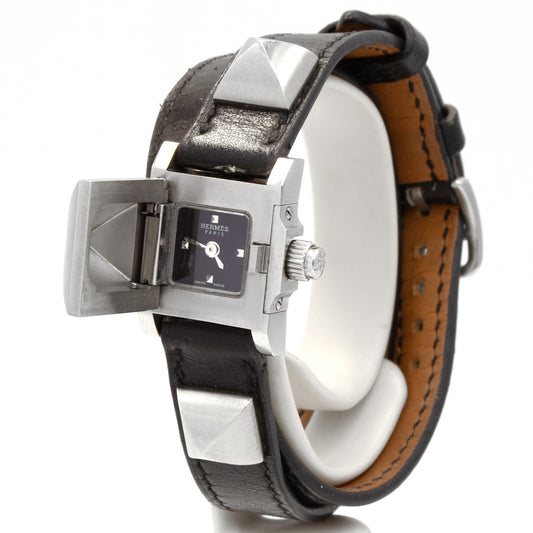 Hermès Médor ME2.111 watch