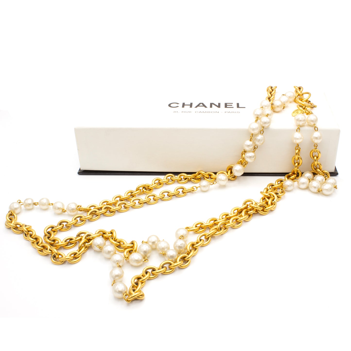 Chanel Coco sautoir necklace