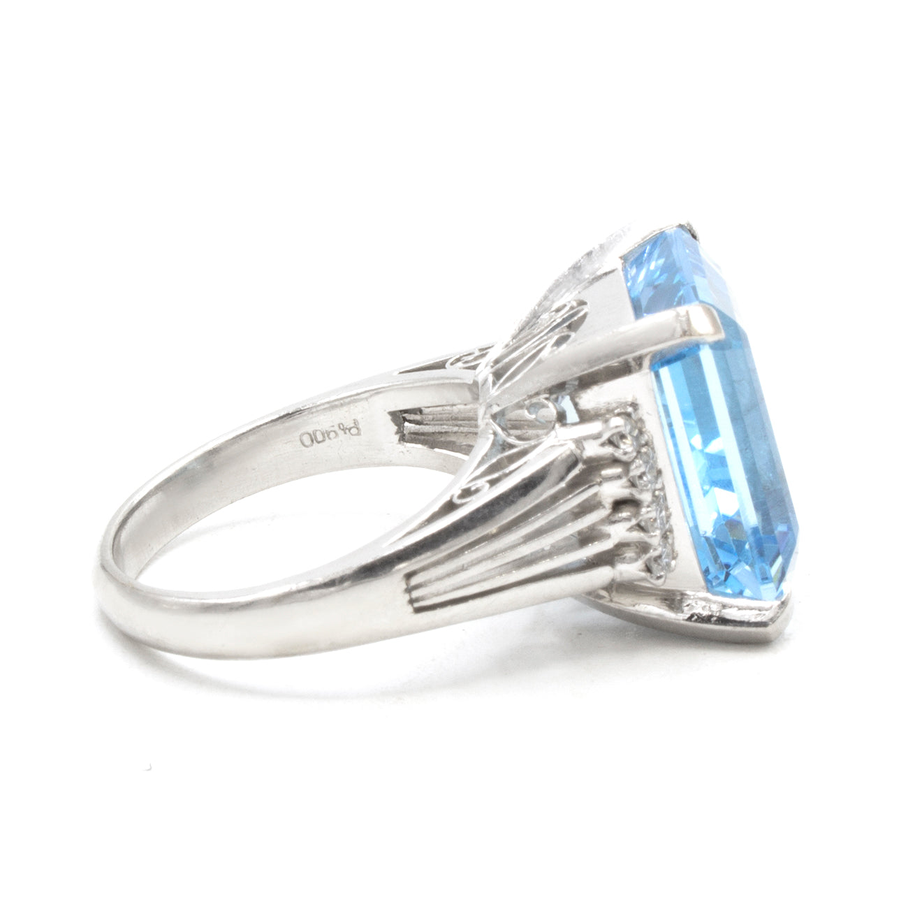 Blue Topaz platinium ring SIZE 50