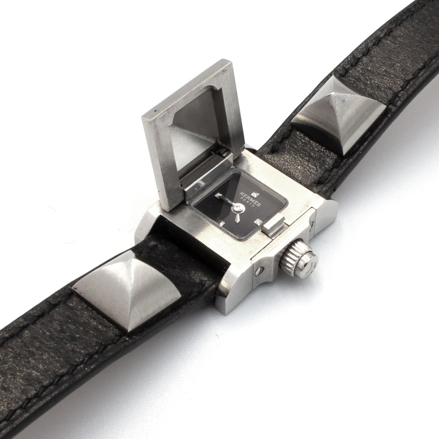 Hermès Médor ME2.111 watch