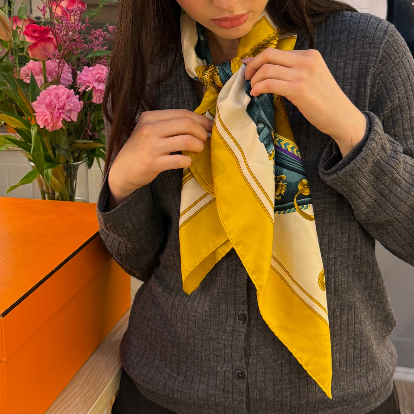 Hermes Carré 90 Carrick à Pompe silk scarf