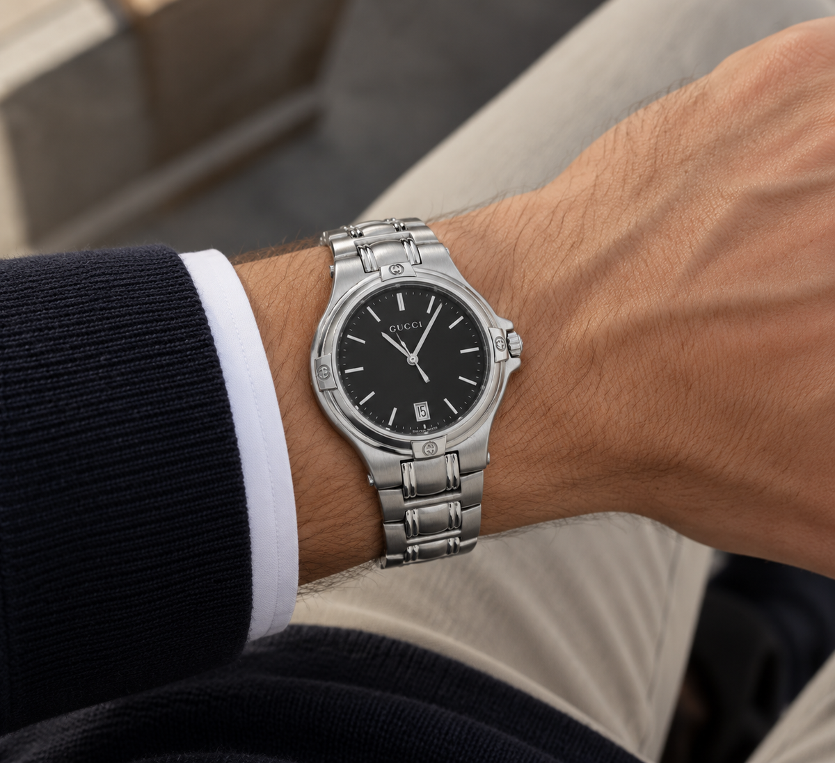 Gucci 9040M steel watch