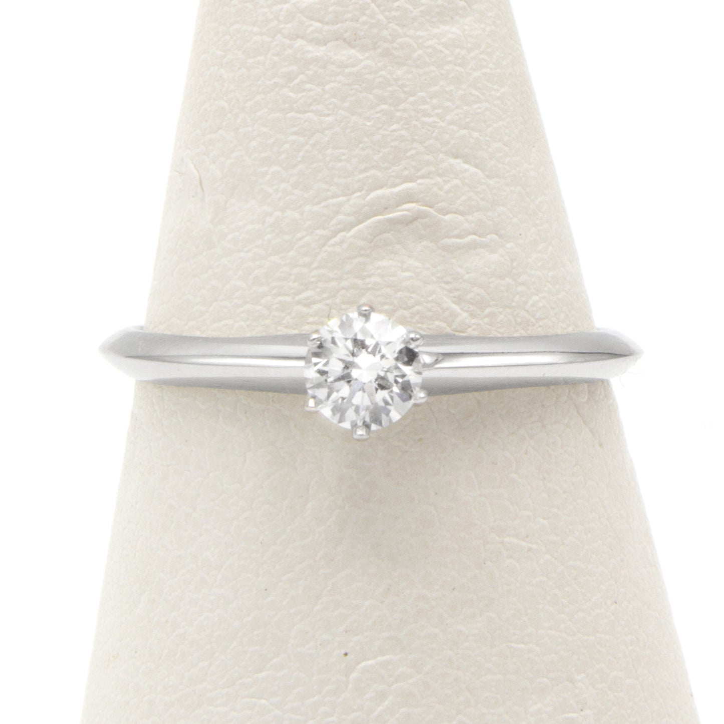 Tiffany & Co Solitaire Setting ring