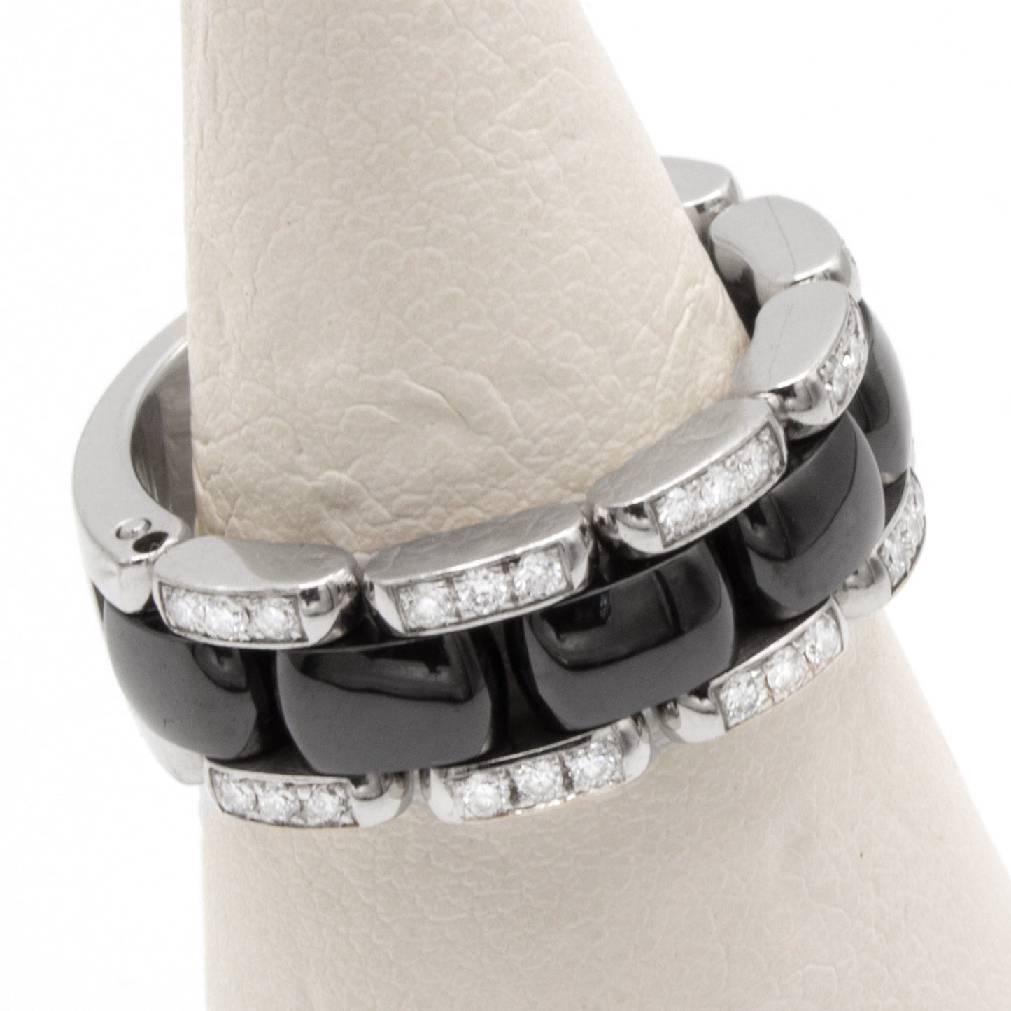Chanel Ultra ring  SIZE 53