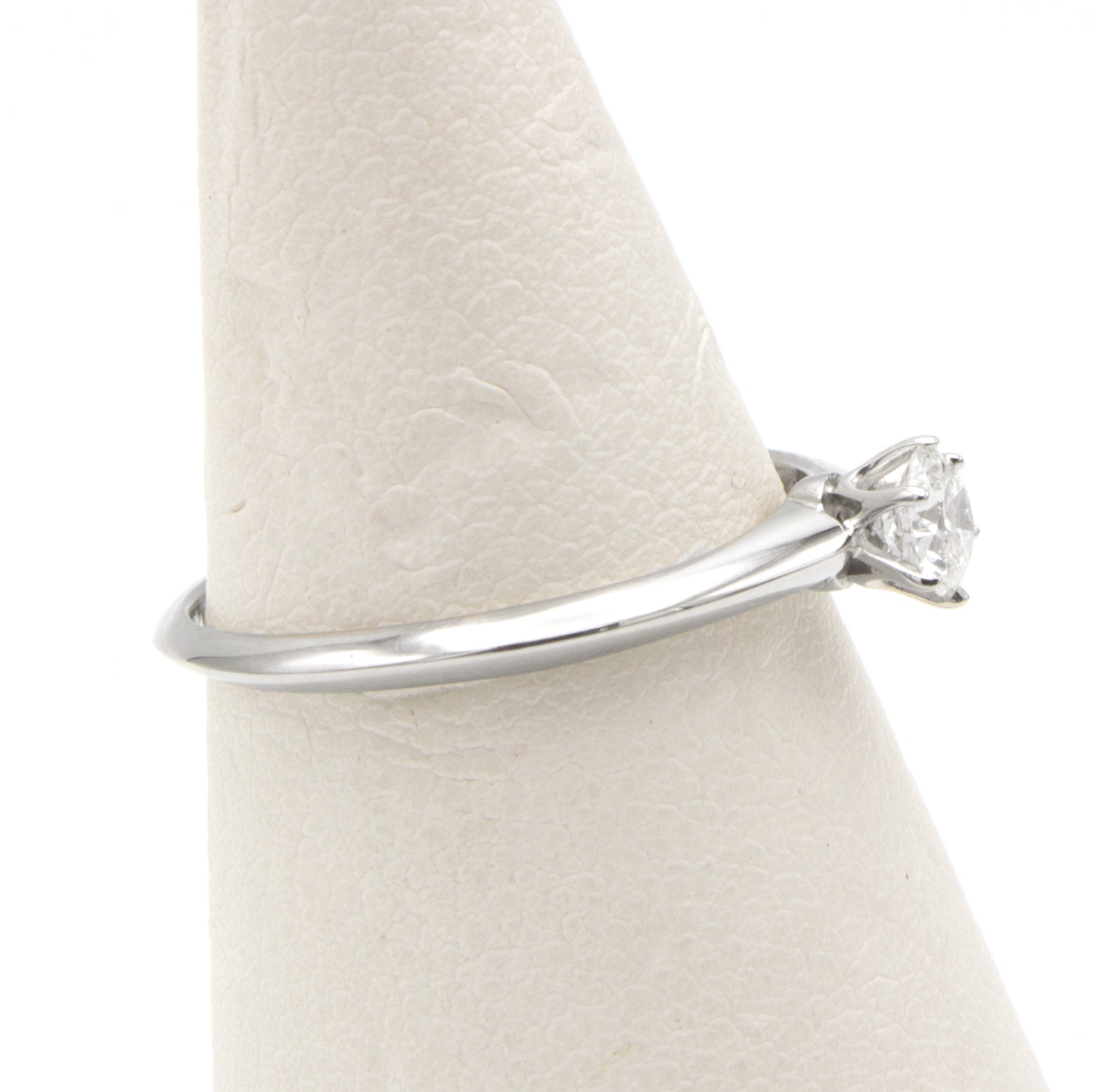 Tiffany & Co Solitaire Setting ring