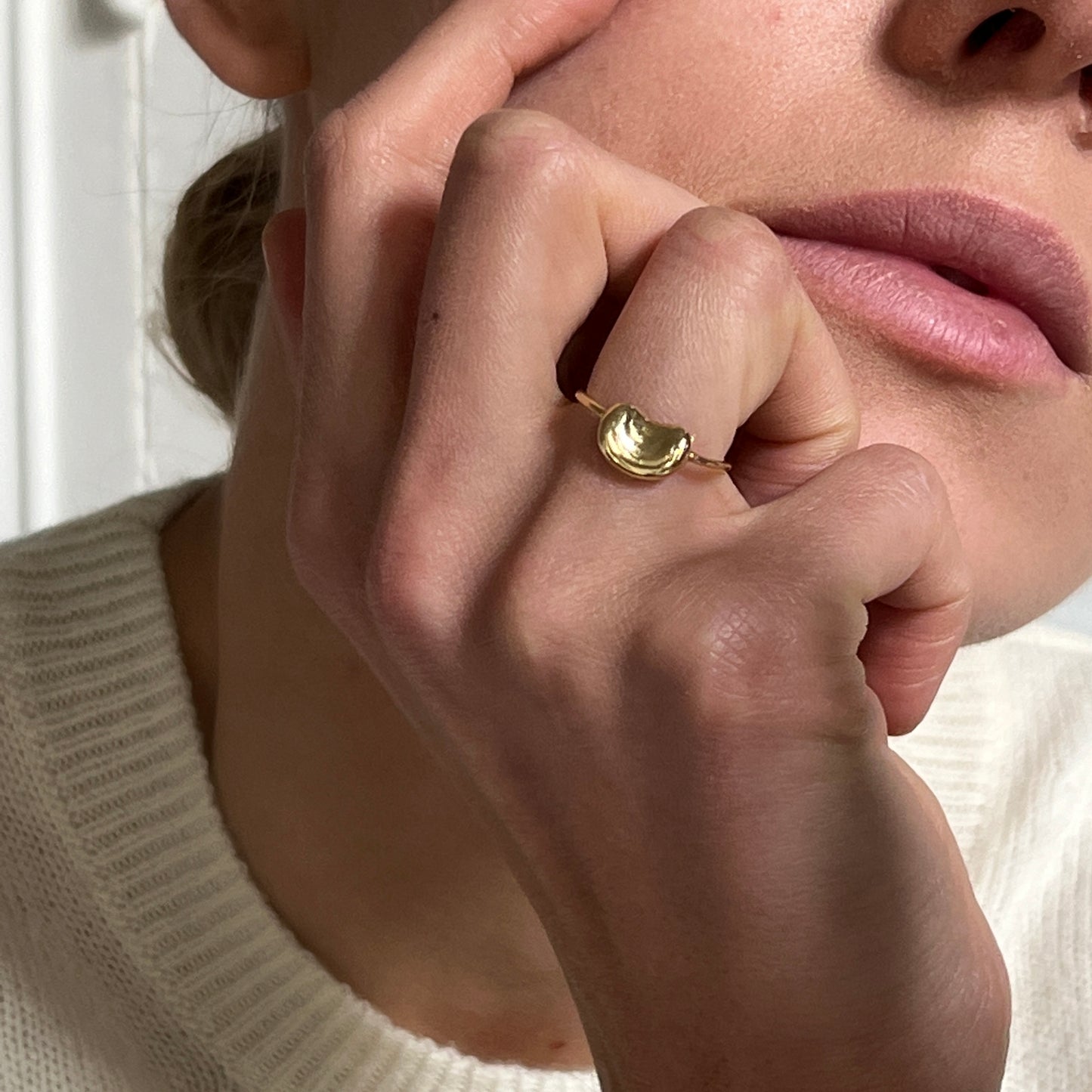 Tiffany & Co 18K Bean ring SIZE 53